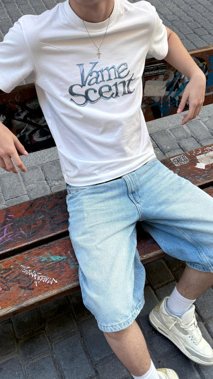 WHITE TEE VAMESCENT